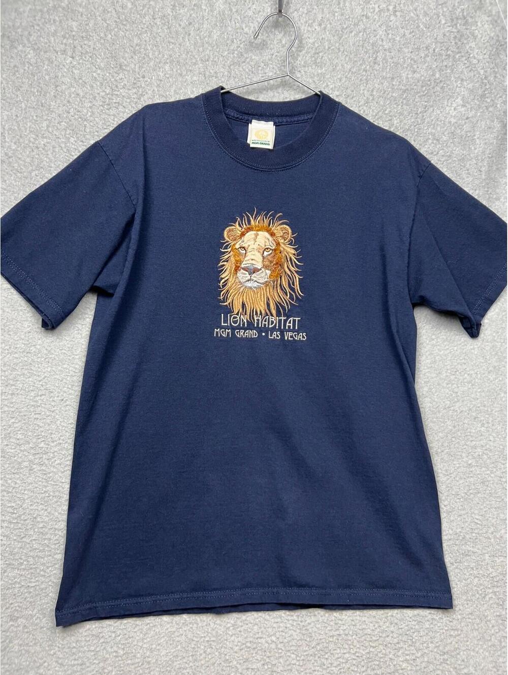 Vintage MGM Grand Embroidered 3-D Lion Short Sleeve T-Shirt L 100% Cotton Navy